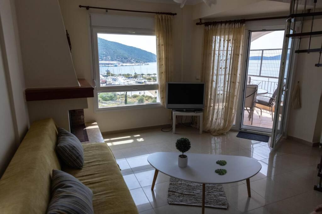 Port View House-Comfy Family Apartment-Panoramic View Néa Péramos Buitenkant foto